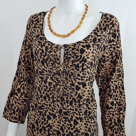 Top - Picture 3 of 5